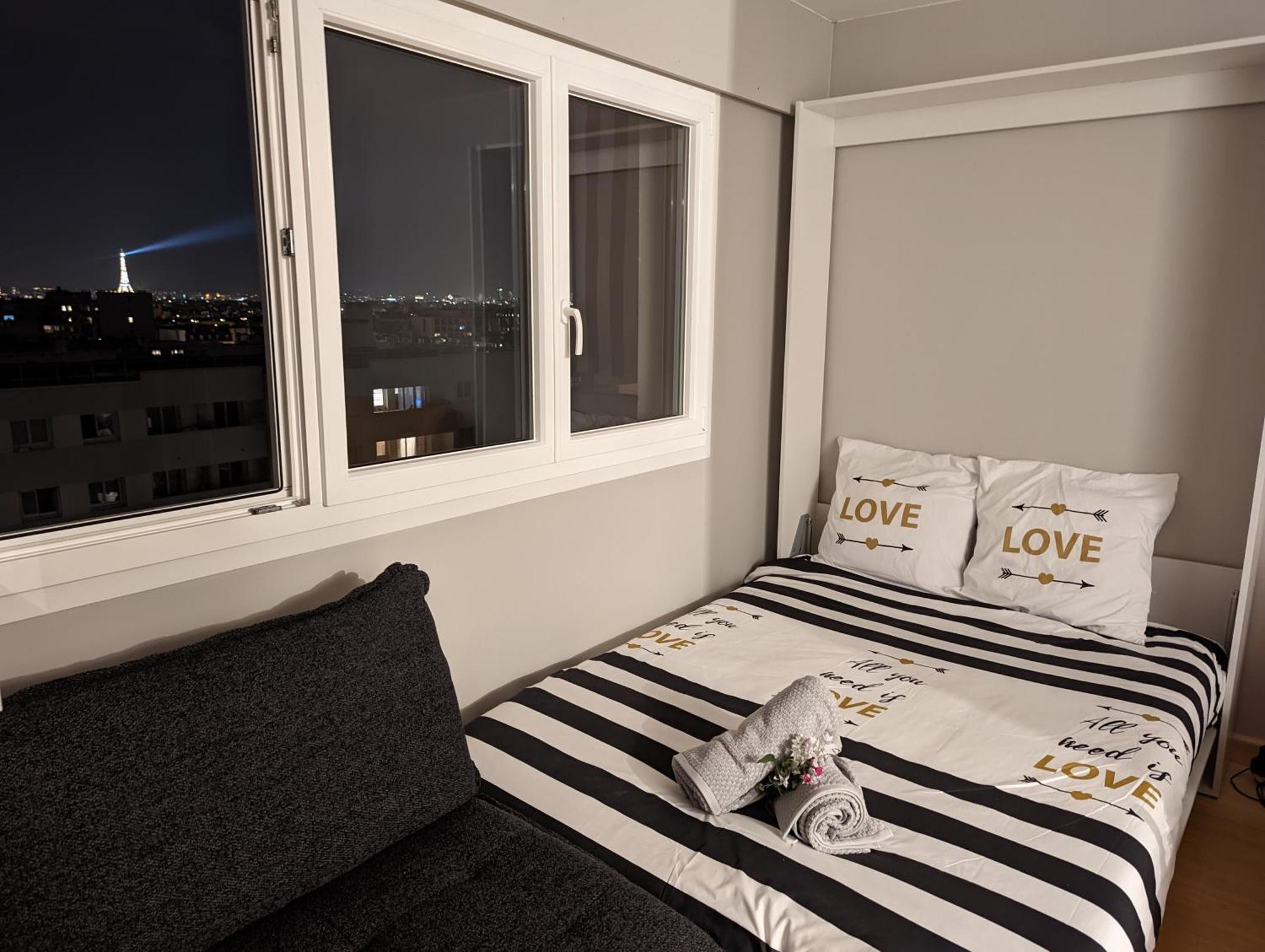 Charming Studio With Eiffel View Paris Eksteriør billede